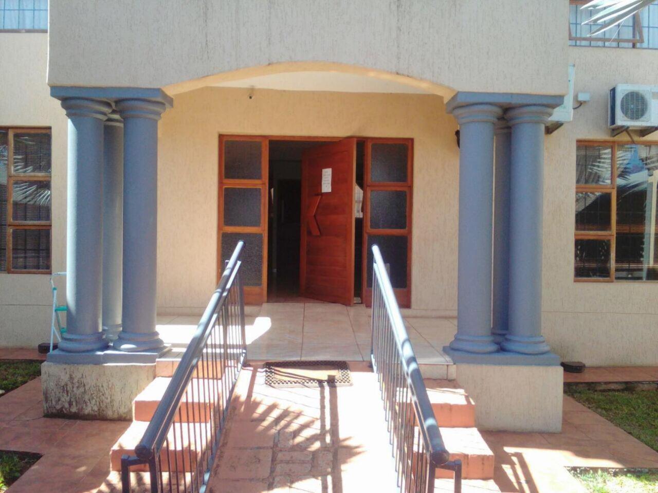 Tshedza Guest Lodge 路易斯特里卡特 外观 照片